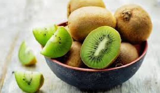 Kiwi: Vitamina C Natural